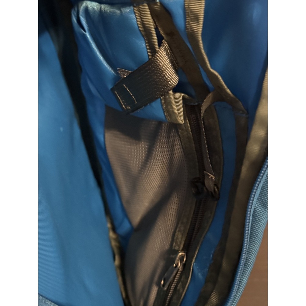 Patagonia Unisex Atom Sling 8L Backpack Teal Blue Hiking Bag - Picture 7 of 7